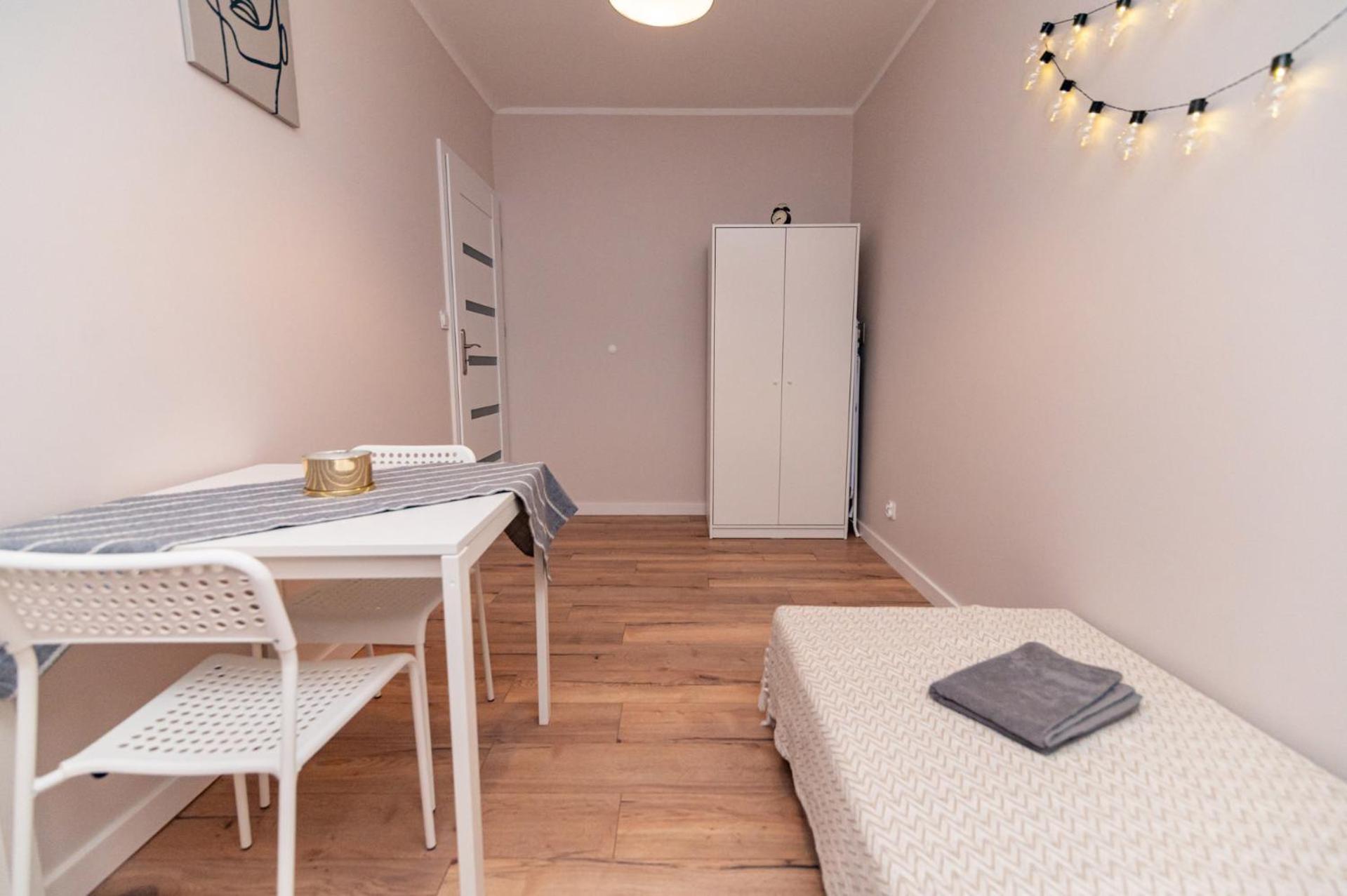 Apartmán Regem Wola Varšava Exteriér fotografie