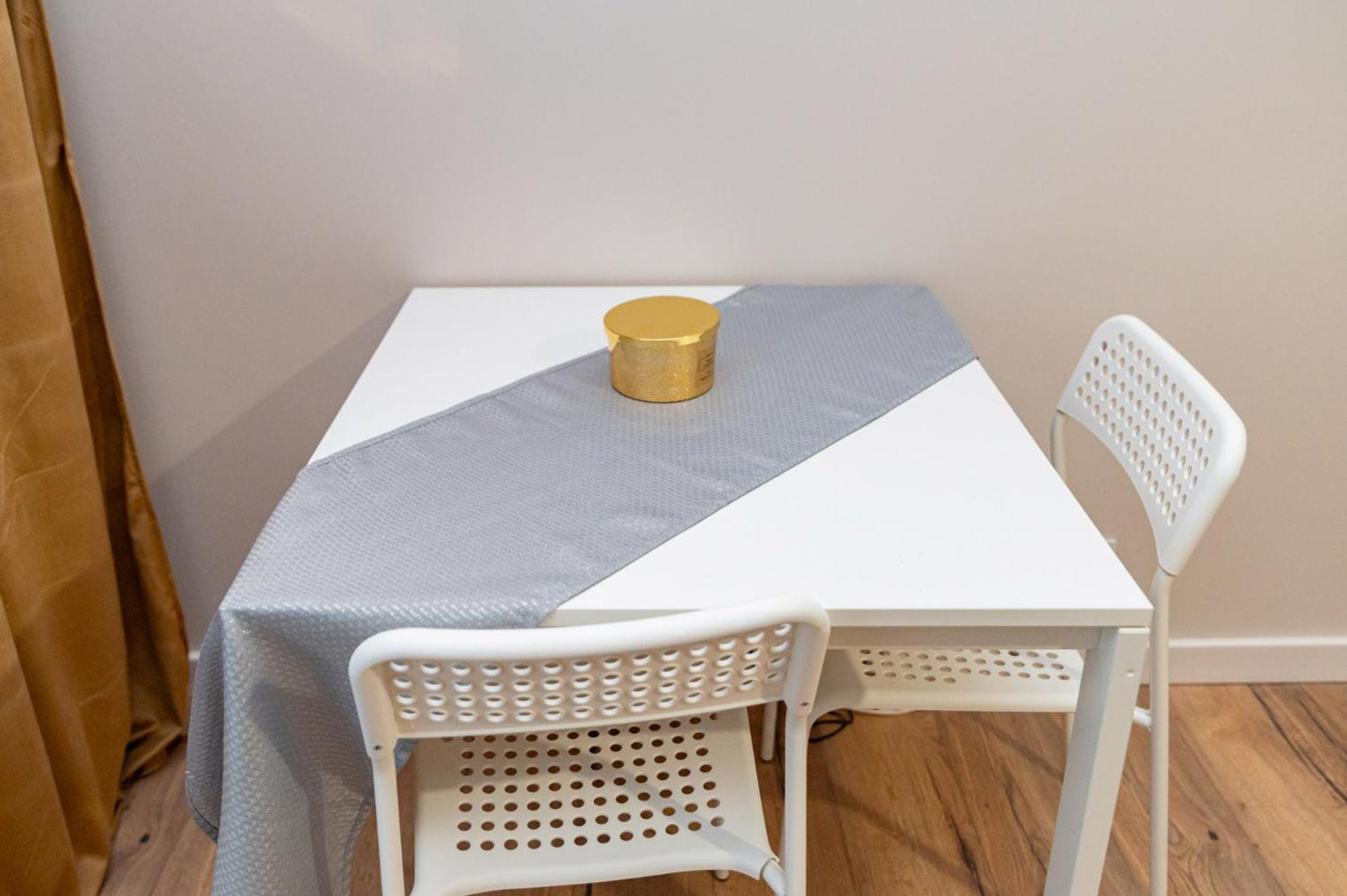 Apartmán Regem Wola Varšava Exteriér fotografie